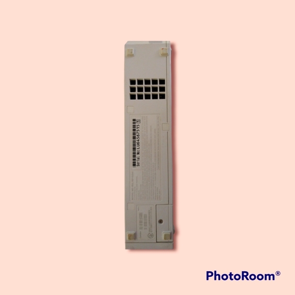 2006 Nintendo Wii Console - Picture 3 of 10